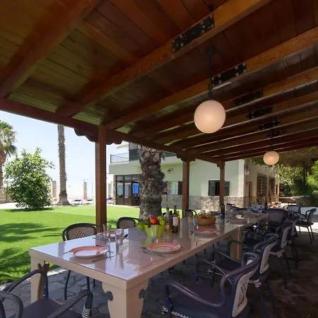 Amazing Canarian To Rent By Tenerife Ltd *