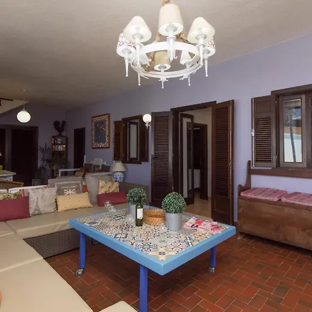 Amazing Canarian To Rent By Tenerife Ltd *