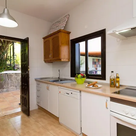 Amazing Canarian To Rent By Tenerife Ltd Villa *