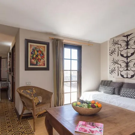 Villa Amazing Canarian To Rent By Tenerife Ltd Costa Adeje (Tenerife)