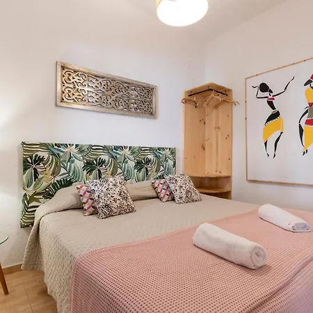 Amazing Canarian To Rent 아데제