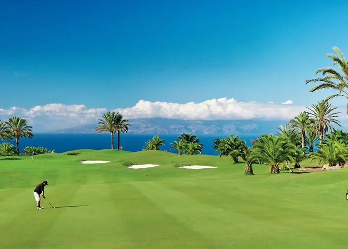 Villa Amazing Canarian To Rent By Tenerife Ltd Costa Adeje (Tenerife)