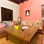 Amazing Canarian To Rent Villa *