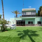 Amazing Canarian To Rent
