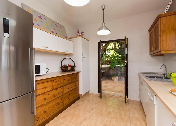 Amazing Canarian To Rent By Tenerife Ltd Villa