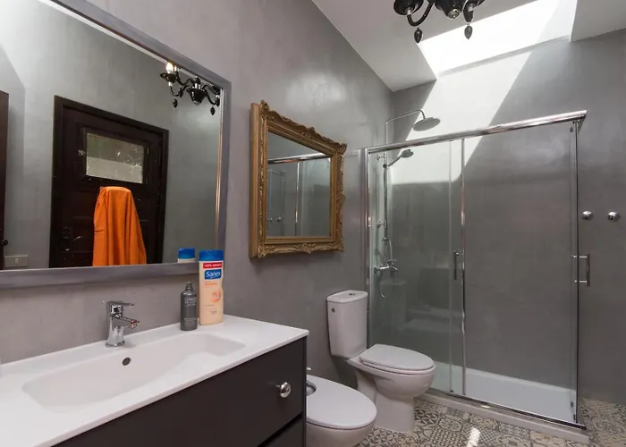 Amazing Canarian To Rent By Tenerife Ltd Villa *