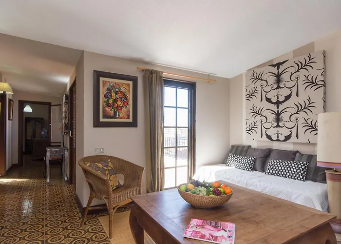 Villa Amazing Canarian To Rent By Tenerife Ltd Costa Adeje (Tenerife)